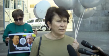 «ՀԱՊԿ-ին կարելի է կոչել Թուրքիայի շահերը սպասարկող ալյանս»․ Արցախից տեղահանվածները բողոքի ակցիա իրականացրին