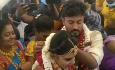 Հնդիկ զույգը ինքնաթիռ է վարձել օդում հարսանիքի համար, որպեսզի խուսափի կորոնավիրուսի սահմանափակումներից