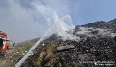 Մասիս քաղաքի աղբավայրում բռնկված հրդեհի մարման աշխատանքները ժամանակավորապես դադարեցվել են