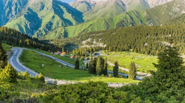 Փրկարարները գտել են Ղազախստանի լեռներում կորած զբոսաշրջիկների մարմինները