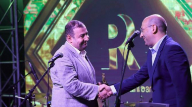 «Արմենպրես»-ի տնօրենը հանձնեց «Տարվա PR իրադարձություն» անվանակարգի հաղթողի մրցանակը