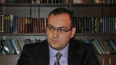 Ձերբակալվել է պատգամավորի թեկնածու Գոռ Սեդրակյանը․ Արսեն Բաբայան