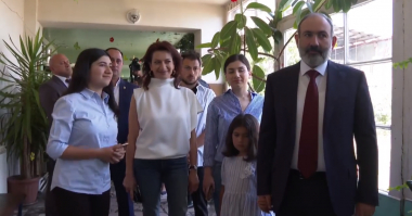 Քվեարկում եմ հանուն մեր պետության ու ժողովրդի ապագայի, հանուն Հայաստանի զարգացման․ Նիկոլ Փաշինյան 