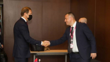 Վահան Քերոբյանը ՌԴ գործընկերոջ հետ քննարկել է Հայաստանում «Սպուտնիկ V» պատվաստանյութի արտադրության հեռանկարները