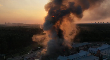 Մերձմոսկովյան պահեստներից մեկում խոշոր հրդեհ է բռնկվել