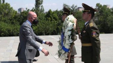 Շառլ Միշելը հարգանքի տուրք է մատուցել Հայոց ցեղասպանության զոհերի հիշատակին