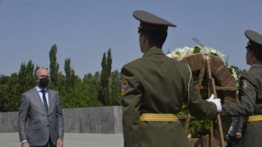 Մենք կանգնած ենք Հայաստանի ու տարածաշրջանի երկրների կողքին. Շառլ Միշել