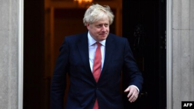 Մեծ Բրիտանիայի վարչապետը  և ֆինանսների նախարարը կինքնամեկուսանան