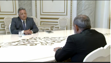 Նիկոլ Փաշինյանը հյուրընկալել է Նուբար Աֆեյանին. տեսանյութ