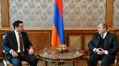 Արմեն Սարգսյանը շնորհավորել է Ալեն Սիմոնյանին