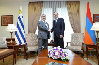 Մեկնարկել է ՀՀ և Ուրուգվայի արտաքին գերատեսչությունների ղեկավարների ընդլայնված կազմով հանդիպումը