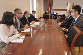 Աշխատանքի և սոցիալական հարցերի նախարարն ընդունել է Չինաստանի դեսպանին