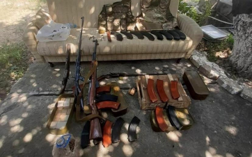 Ապօրինի կերպով զենք-զինամթերք ձեռք բերելու, պահելու կասկածանքով ձերբակալվել է ԵԿՄ-ի Արարատի ստորաբաժանման նախագահը