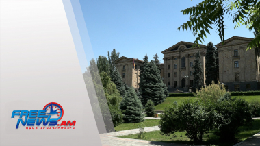 Արթուր Ղազինյանը կրկին չընտրվեց Պաշտպանության հանձնաժողովի փոխնախագահ