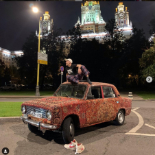 Ռուսաստանցին գորգերով է պատել իր «Ժիգուլին» 