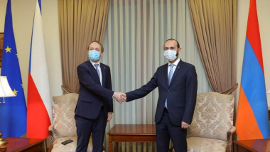 ՀՀ ԱԳ նախարար Արարատ Միրզոյանը և Չեխիայի ԱԳ նախարար Յակուբ Կուլհանեկին ժամանեցին ՀՀ ԱԳՆ