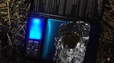 Ապօրինի թմրաշրջանառության կասկածանքով բերման է ենթարկվել Երևանի 24-ամյա բնակիչը. Ոստիկանություն (տեսանյութ)