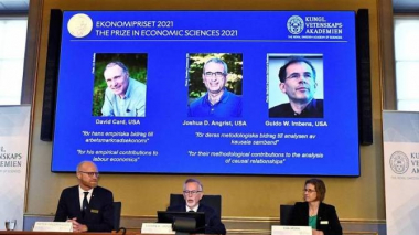 Տնտեսագիտության բնագավառում Նոբելյան մրցանակը շնորհել են հարաբերությունների էկոնոմիկայի Էմպիրիկ հայացքի համար