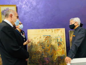 Հնդկաստանի Արտաքին գործերի նախարարն այցելել է Հայաստանի ազգային պատկերասրահ