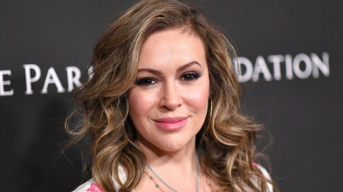 Դերասանուհի Ալիսա Միլանոն բողոքի ակցիայի ժամանակ հայտարարել է իր ձերբակալության մասին