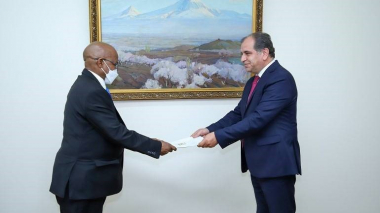  Սիերա Լեոնեի Հանրապետության նորանշանակ դեսպանն իր հավատարմագրերի պատճենն է հանձնել ՀՀ ԱԳ նախարարի տեղակալին