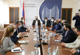 Վահան Քերոբյանն ընդունել է Իրան-Հայաստան առևտրի պալատի նախագահի գլխավորած պատվիրակությանը