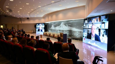 Որպեսզի այսօր լուծենք մեր խնդիրները, պետք է շատ աշխատենք և կենտրոնանանք ապագայի վրա. Արմեն Սարգսյանը և Նուբար Աֆեյանը քննարկում են անցկացրել