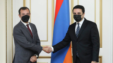 ԱԺ նախագահ Ալեն Սիմոնյանն ընդունել է ՀՀ-ում Իտալիայի արտակարգ եւ լիազոր դեսպանին