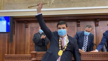 Վարդգես Սամսոնյանը պաշտոնապես ստանձնեց Գյումրու քաղաքապետի պաշտոնը 