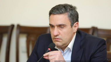 Արթուր Ղազինյանը 11-րդ անգամ չընտրվեց ԱԺ պաշտպանության հարցերի հանձնաժողովի նախագահի տեղակալ