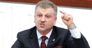 Թուրքիայում ֆինանսատնտեսական ճգնաժամը սրել է իշխանություն-ընդդիմություն բանավեճը