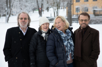 ABBA-ն նոր սուրբծննդյան տեսահոլովակ է ներկայացրել  