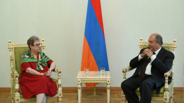Արմեն Սարգսյանն ու ՀՀ-ում Եվրոպական միության պատվիրակության ղեկավարը տարածաշրջանային անվտանգության հարցերի շուրջ մտքեր են փոխանակել