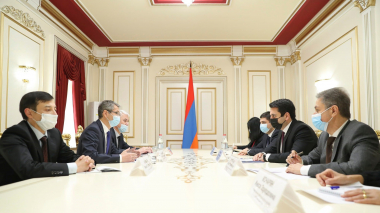 ՀՀ ԱԺ նախագահը և Ղազախստանի դեսպանը քննարկել են երկու երկրների փոխգործակցությանը վերաբերող հարցեր