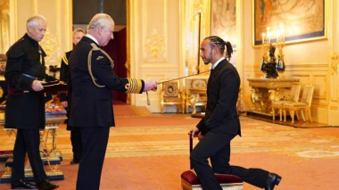 Լուիս Հեմիլթոնն արժանացել է ասպետի կոչման