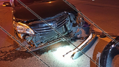 Երևանում բախվել են Porsche Cayenne-ն ու Toyota Corolla-ն. 2 անչափահաս աղջիկներ տեղափոխվել են հիվանդանոց