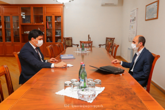 Արտակ Բեգլարյանը Եղիշե Կիրակոսյանի հետ քննարկել է Արցախի միջազգային իրավական մի շարք հարցեր