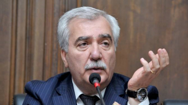 Արմեն Սարգսյանը լավ գիտեր, որ սահմանադրական բարեփոխումների հանձնաժողով է ստեղծվում. Քոչարյանը՝ նախագահի լիազորությունների մասին