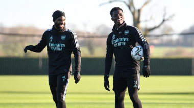  Բարսելոնան և Յուվենտուսը պաշտոնական առաջարկ են կատարել Արսենալին