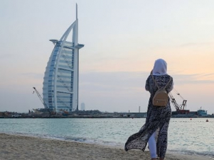 ԱՄԷ-ն մեղմացնում է կորոնավիրուսային սահմանափակումները