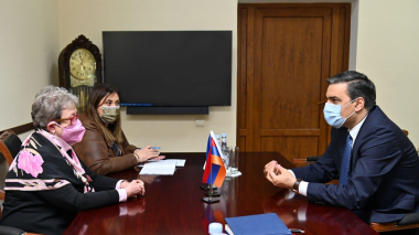 ՀՀ մարդու իրավունքների պաշտպանը հանդիպել է Հայաստանում ԵՄ դեսպան Անդրեա Վիկտորինի հետ
