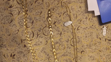 Մասիսի ոստիկանները բացահայտել են 12 միլիոն դրամից ավելի ոսկեղենի կողոպուտը. մեկ անձ ձերբակալվել է 