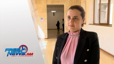 Տիկին Մանուկյանին թվում է՝ մեծ բացահայտումներ է անում