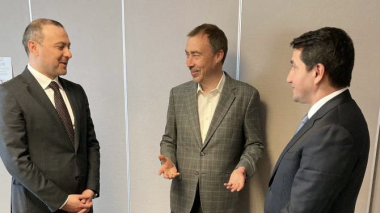 Բրյուսելում հանդիպել են ՀՀ ԱԽ քարտուղարն ու Ադրբեջանի նախագահի օգնականը