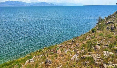 Վարդենիկ-Զոլաքար գյուղերի հատվածից 2 քաղաքացի նավակով մտել են Սևանա լիճը և չեն վերադարձել․ ԱԻՆ