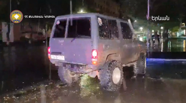 Մահվան ելքով վրաերթ Կիևյան փողոցում․ Տոյոտայի վարորդը հետիոտնին վրաերթի ենթարկելուց հետո բախվել է Մերսեդեսին (տեսանյութ)