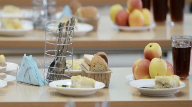 Ֆրանսիայում դպրոցական ճաշարանում ավելի քան 360 երեխա և 20 մեծահասակ է թունավորվել