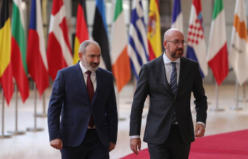 Փաշինյանն ու Միշելը քննարկել են Լեռնային Ղարաբաղի շուրջ ստեղծված իրավիճակը, հումանիտար խնդիրներն ու դրանց լուծումները