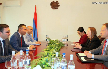 ԱՄՆ դեսպանատունը շարունակում է աջակցությունը. դեսպան Լին Թրեյսիին այցելել է Սյունիք
