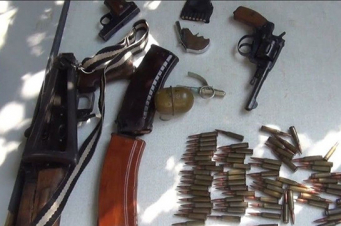 Արցախյան պատերազմի համար նախատեսված զենք-զինամթերքն ապօրինի ՀՀ տեղափոխելու և շրջանառելու համար դատի է տրվել 54 անձ